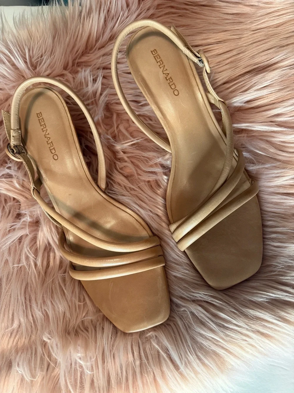 Bernardo Strappy Leather Slingback Sandals in Sand Glove Leather Size 11